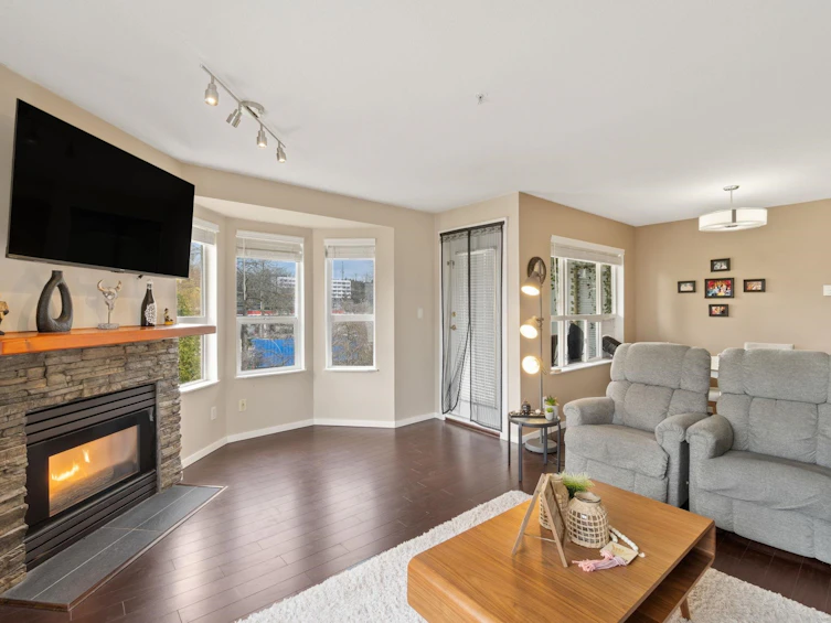 405-13955 Laurel Drive, Surrey, BC, V3T 1A8 - 7