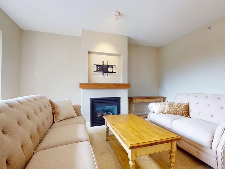 608-1211 Village Green Way, Squamish, BC, V8B 0R7 - 11