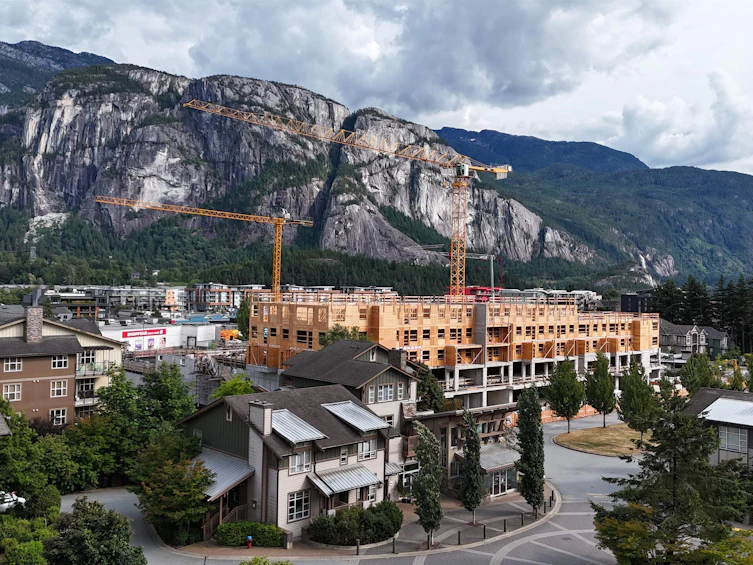 608-1211 Village Green Way, Squamish, BC, V8B 0R7 - 35