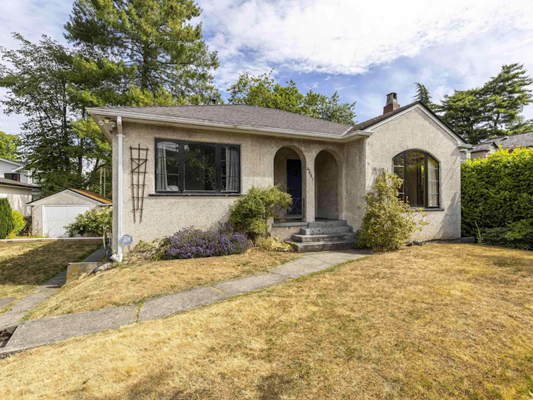 4691 W 5th Avenue, Vancouver, BC, V6R 1S9 - 3