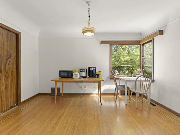 4691 W 5th Avenue, Vancouver, BC, V6R 1S9 - 11