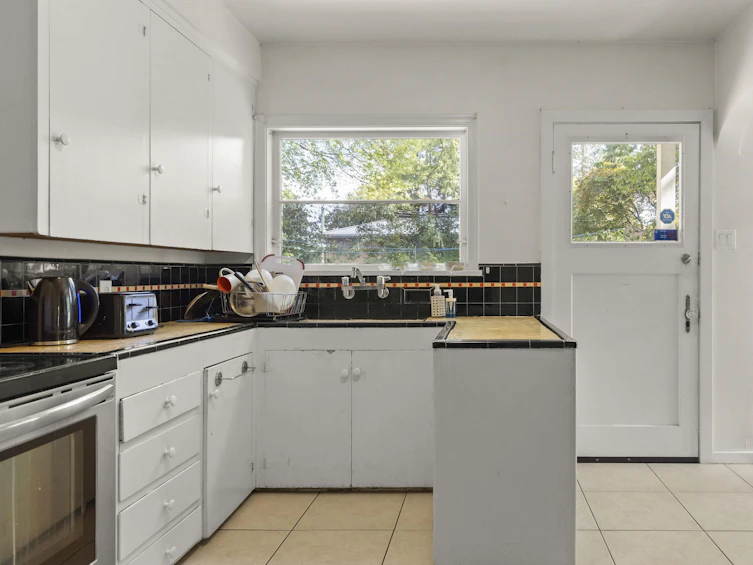 4691 W 5th Avenue, Vancouver, BC, V6R 1S9 - 13