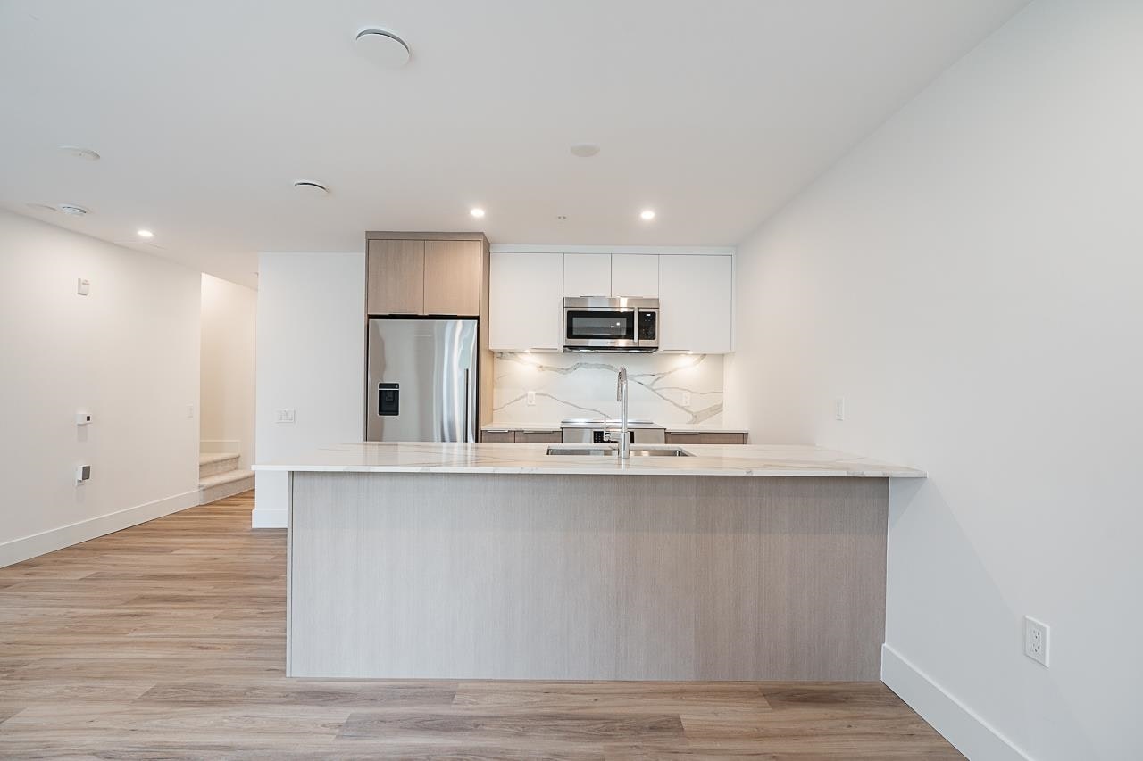 109-2085 E 1st Avenue, Vancouver, BC, V5N 1B6 - 16