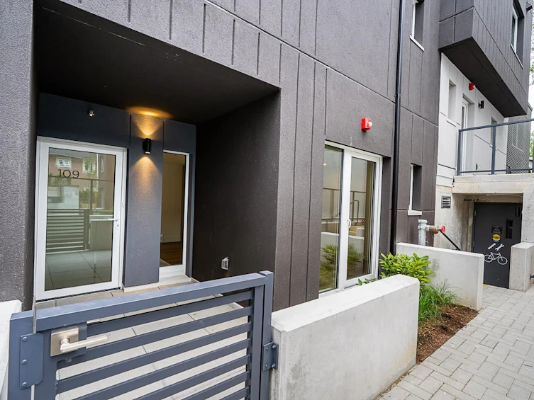 109-2085 E 1st Avenue, Vancouver, BC, V5N 1B6 - 31