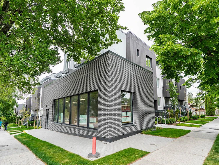 109-2085 E 1st Avenue, Vancouver, BC, V5N 1B6 - 35