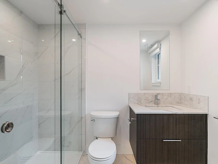 109-2085 E 1st Avenue, Vancouver, BC, V5N 1B6 - 15