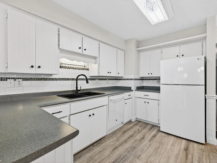 61-32959 George Ferguson Way, Abbotsford, BC, V2S 7W9 - 4