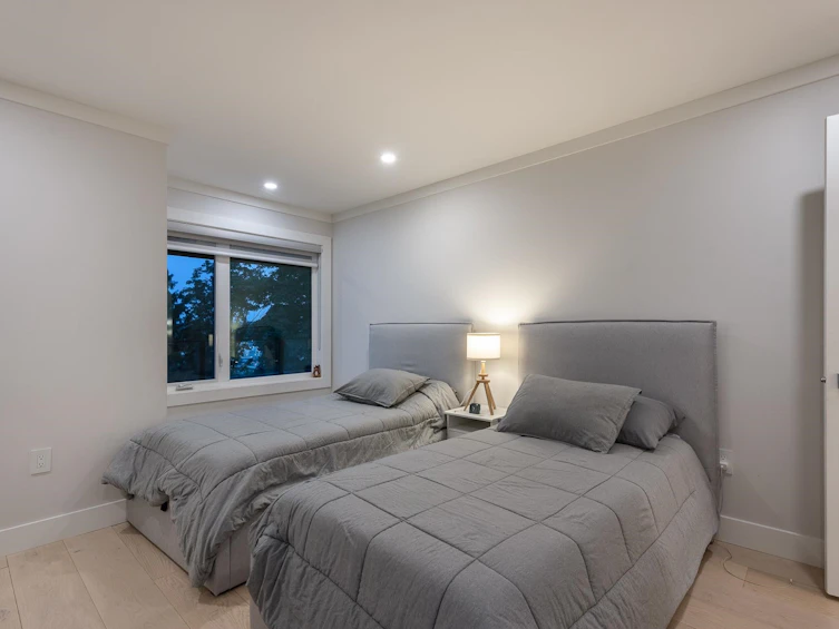 2230 Dawes Hill Road, Coquitlam, BC, V3K 1N3 - 29