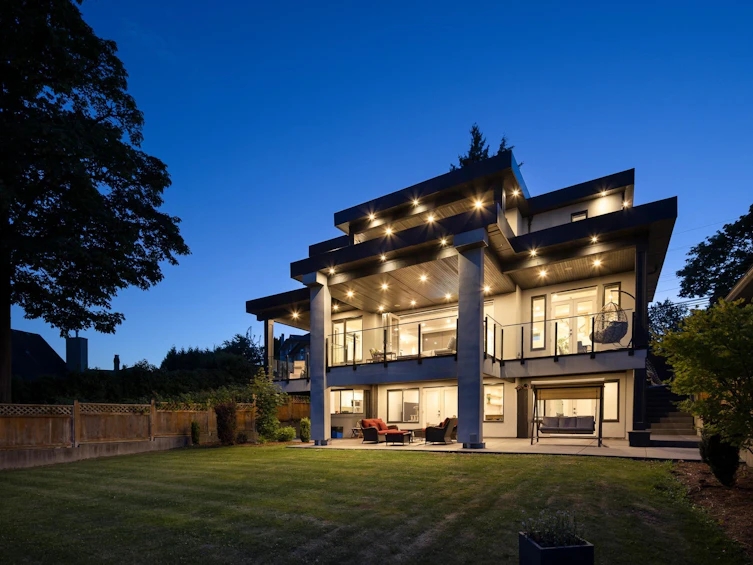 2230 Dawes Hill Road, Coquitlam, BC, V3K 1N3