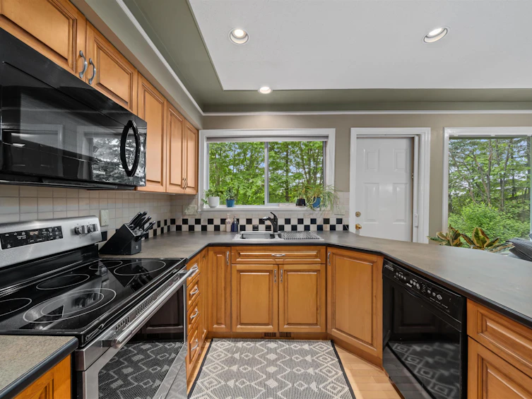 175-1140 Castle Crescent, Port Coquitlam, BC, V3C 5R4 - 10