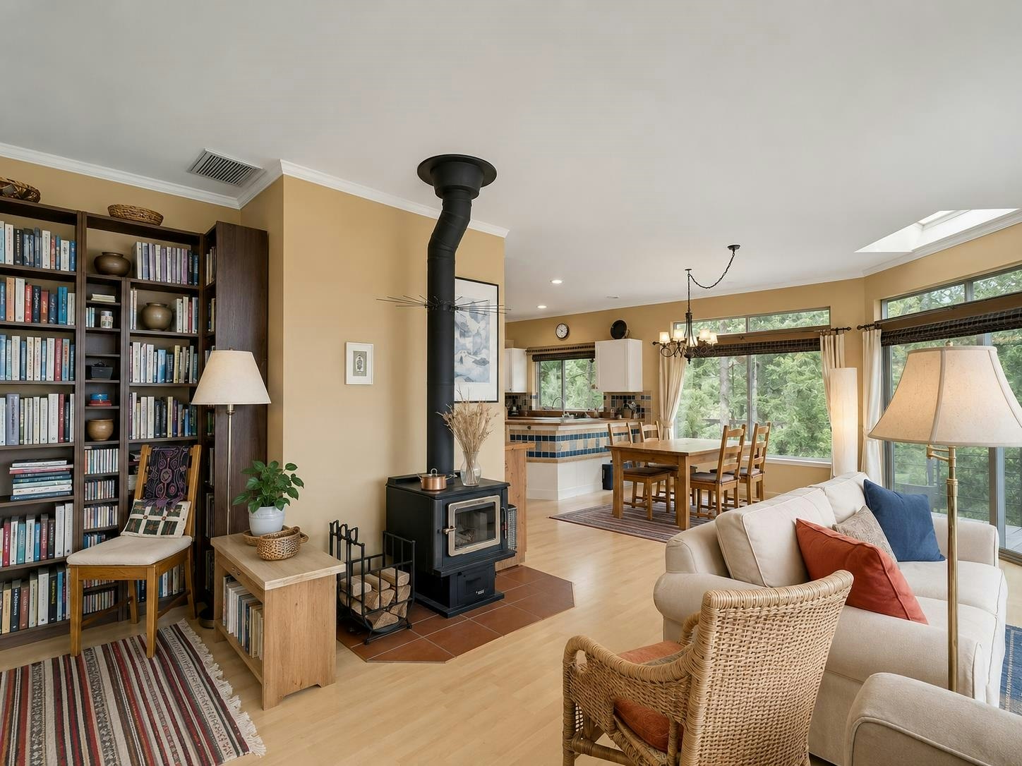 5475 Hydaway Place, Halfmoon Bay, BC, V7Z 1B4 - 12