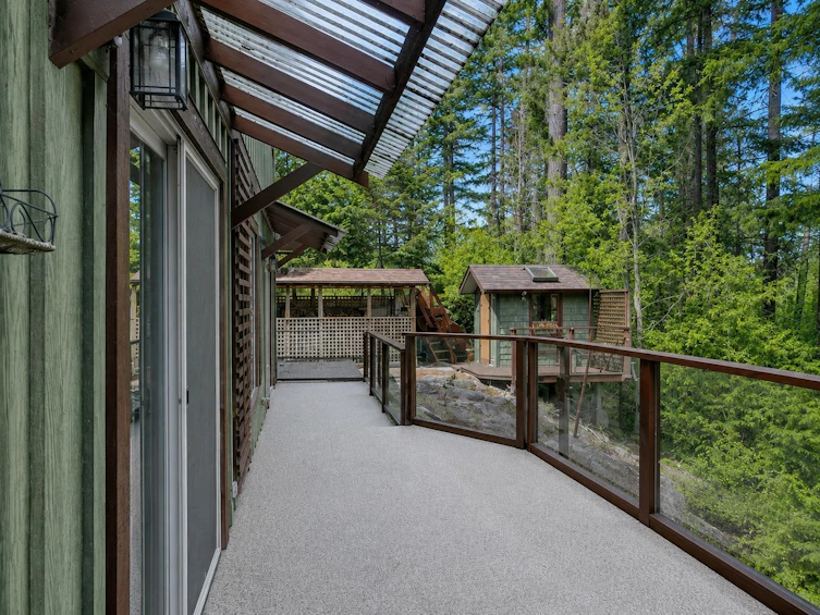 5475 Hydaway Place, Halfmoon Bay, BC, V7Z 1B4 - 25