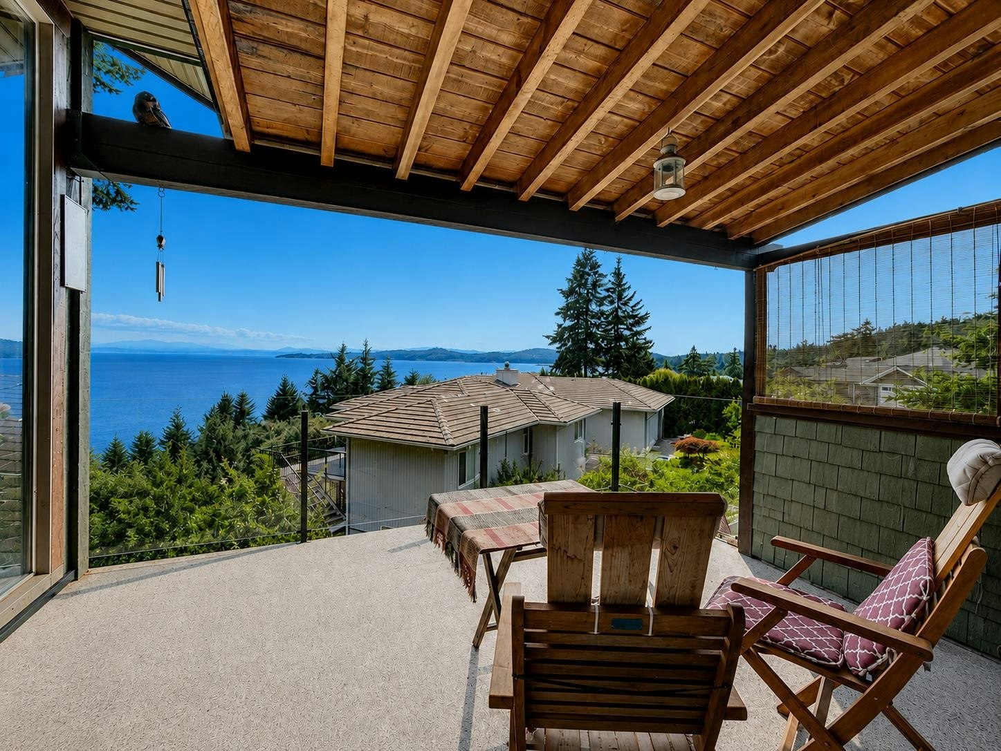 5475 Hydaway Place, Halfmoon Bay, BC, V7Z 1B4