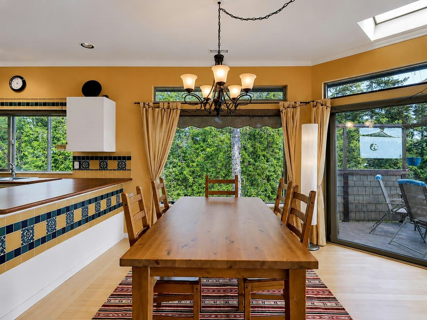 5475 Hydaway Place, Halfmoon Bay, BC, V7Z 1B4 - 8