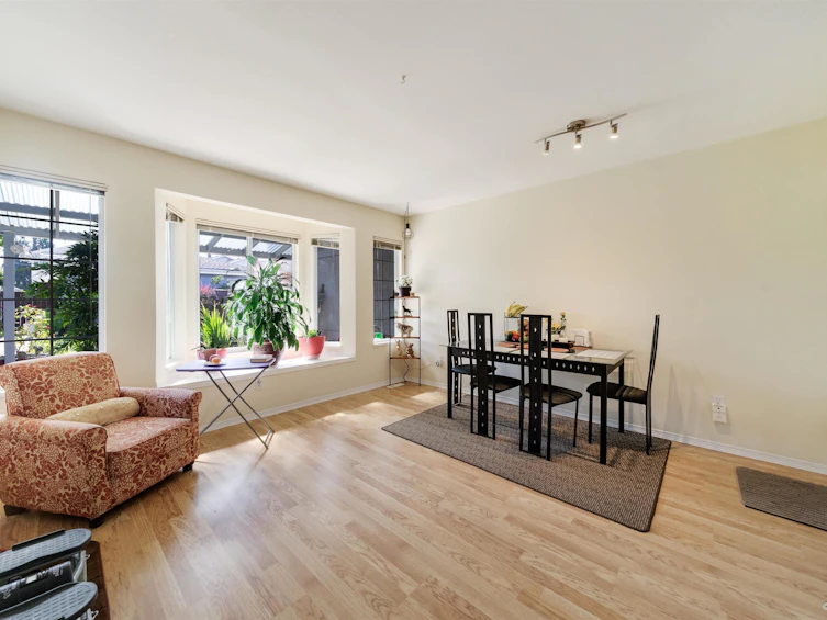 215 W 18th Street, North Vancouver, BC, V7M 1W7 - 6