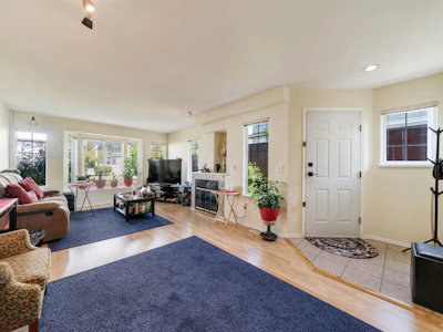 215 W 18th Street - 4