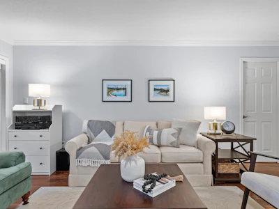 107-3690 Banff Court - 4