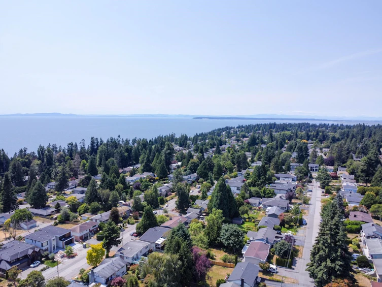 13830 Blackburn Avenue, Surrey, BC, V4B 2Y8 - 35