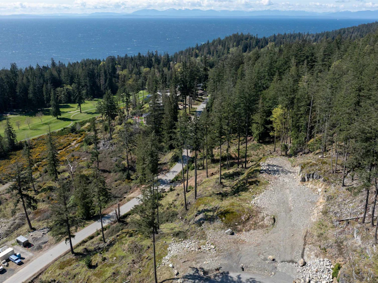 822 Mcintosh Lane, Bowen Island, BC, V0N 1G2 - 13
