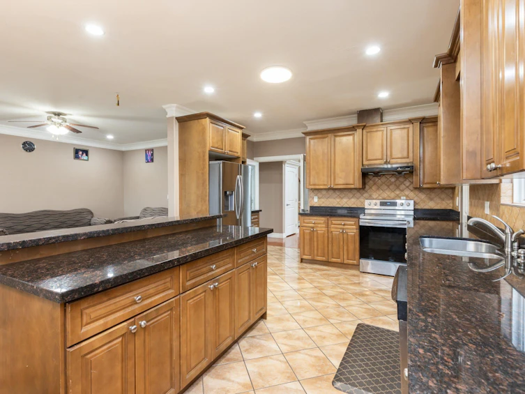 3415 Nightingale Drive, Abbotsford, BC, V2T 5W3 - 9