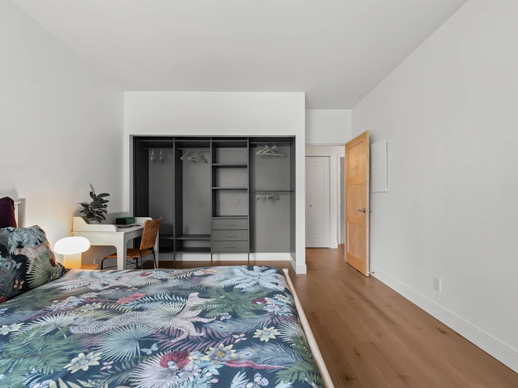 304-1928 Nelson Street, Vancouver, BC, V6G 1N2 - 2