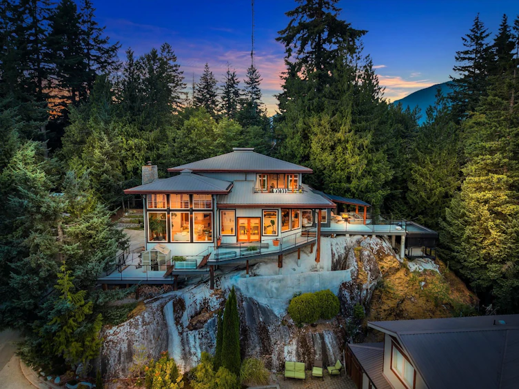 4-40781 Thunderbird Ridge, Squamish, BC, V0N 1T0 - 2