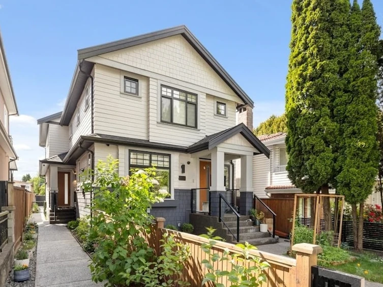 5867 Battison Street, Vancouver, BC, V5R 4M7