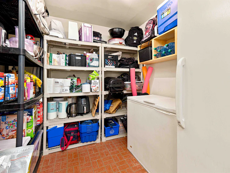 3023 Centaurus Drive, Burnaby, BC, V3J 1A6 - 23