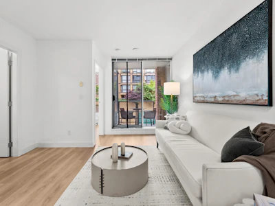 303-1133 Homer Street - 3
