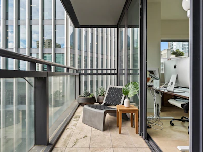 1404-838 W Hastings Street - 5