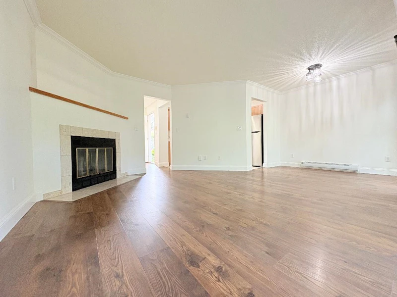 8 - 7400 Minoru Boulevard, Richmond BC V6Y 3J5