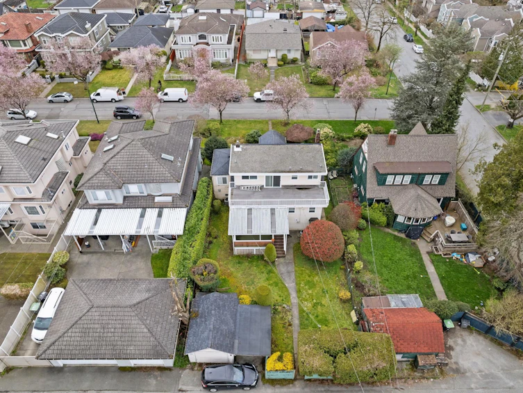 5878 Arlington Street, Vancouver, BC, V5R 4N3 - 8