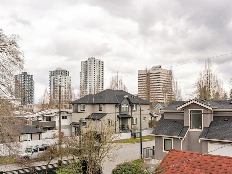 5878 Arlington Street, Vancouver, BC, V5R 4N3 - 14