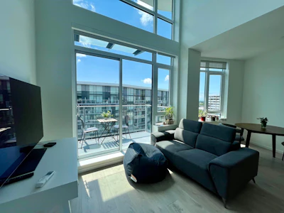 1310-6300 Minoru Boulevard - 3
