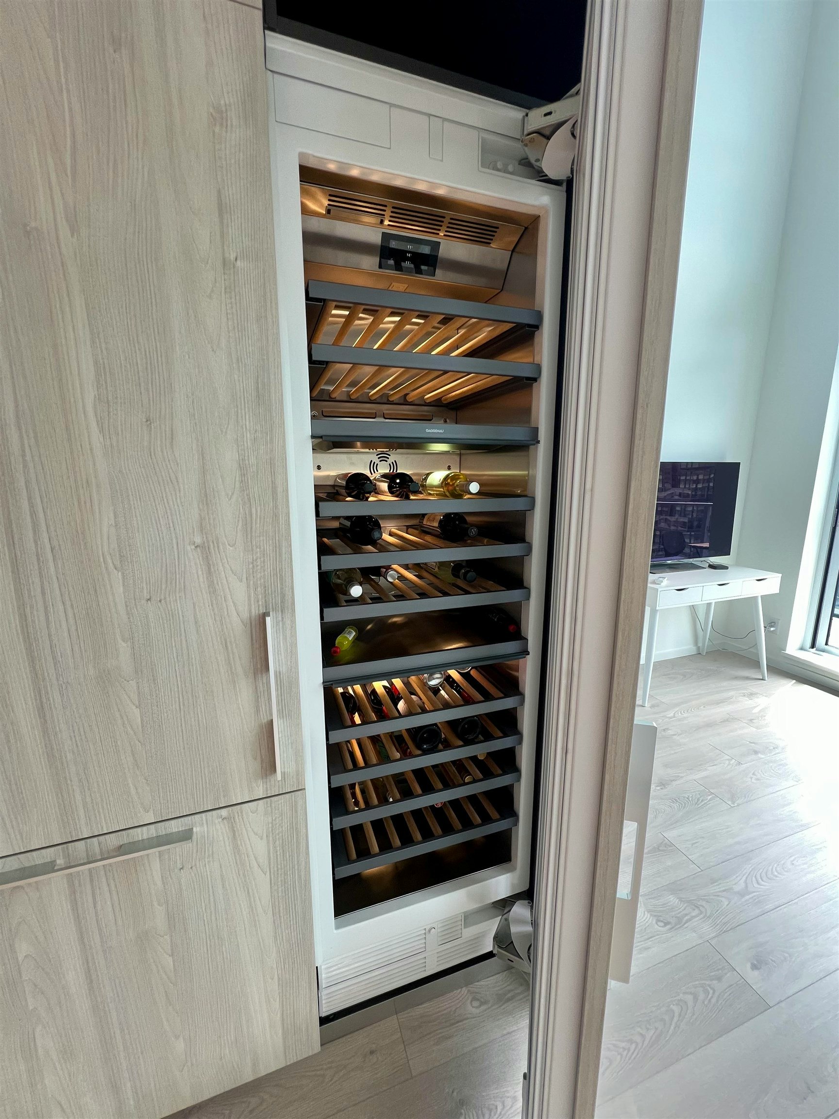 1310-6300 Minoru Boulevard, Richmond, BC, V6Y 0N1 - 7
