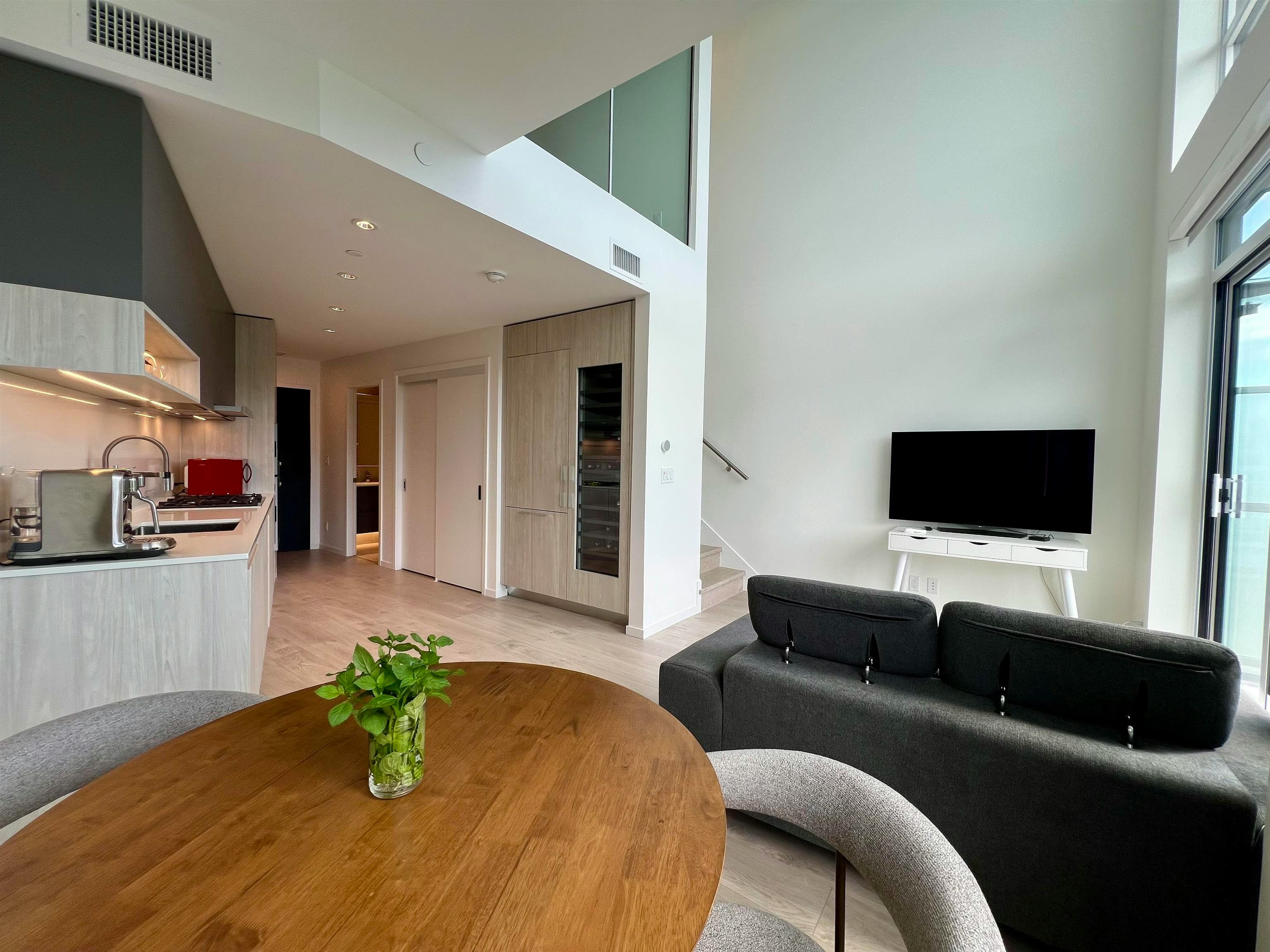 1310-6300 Minoru Boulevard - 5