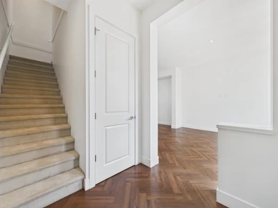 20-15938 27 Avenue - 4