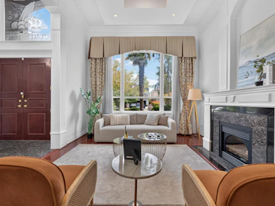 6286 Dunsmuir Crescent - 2