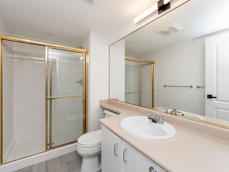 204-15298 20 Avenue, Surrey, BC, V4A 2A3 - 26