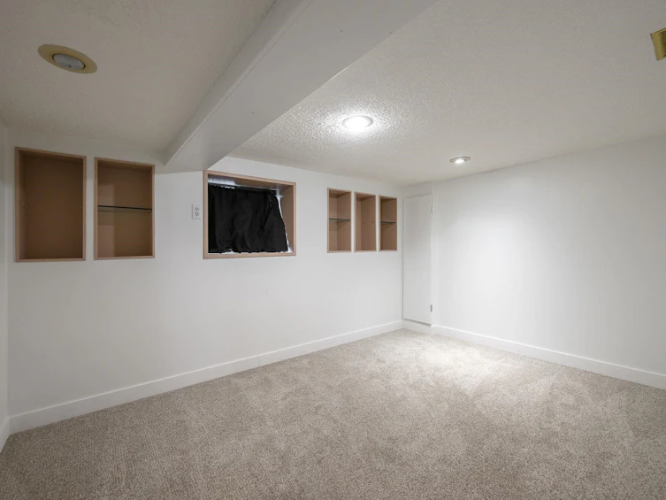 931 Second Street, New Westminster, BC, V3L 2N8 - 27