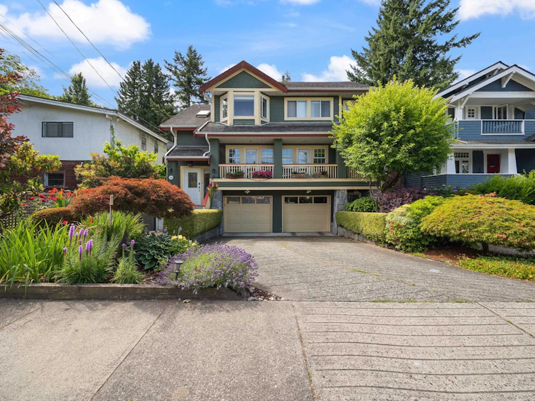 3608 W 7th Avenue, Vancouver, BC, V6R 1W4 - 3