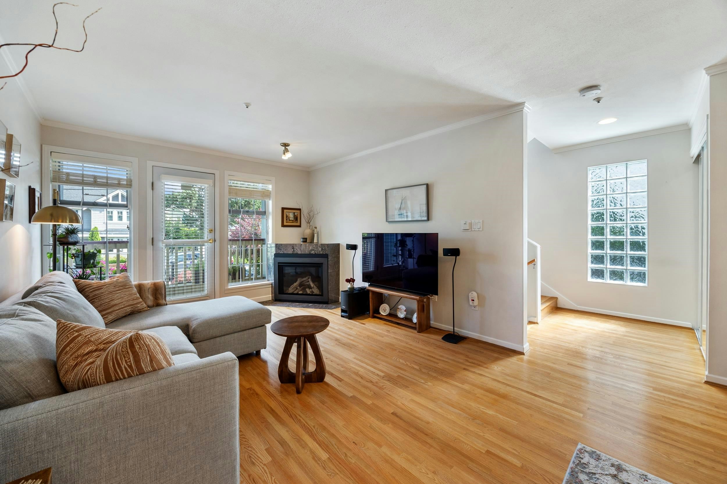 3608 W 7th Avenue, Vancouver, BC, V6R 1W4 - 8