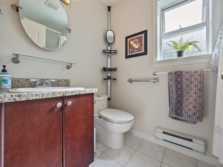 3608 W 7th Avenue, Vancouver, BC, V6R 1W4 - 28