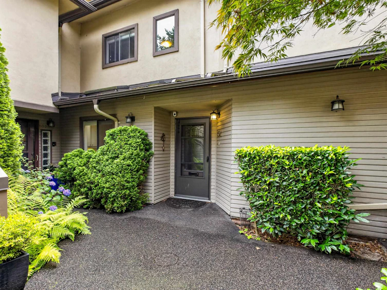 102-12741 16 Avenue, Surrey, BC, V4A 1N2 - 2