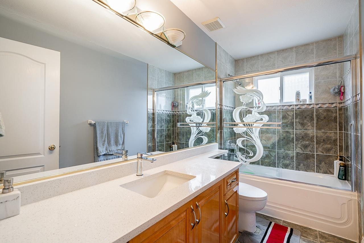 12608 67a Avenue, Surrey, BC, V3W 1G3 - 21