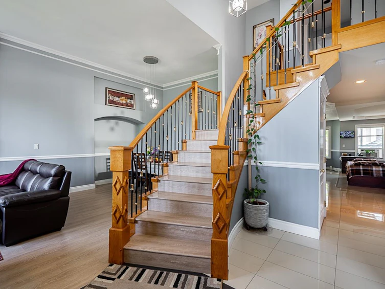 12608 67a Avenue, Surrey, BC, V3W 1G3 - 4