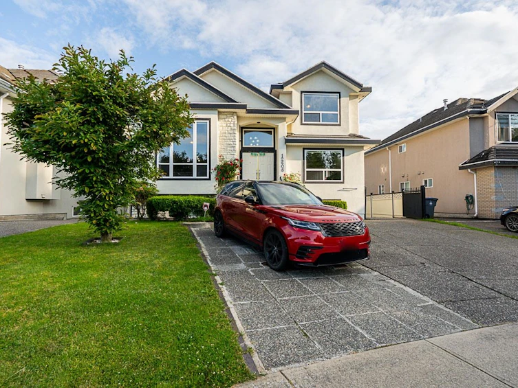 12608 67a Avenue, Surrey, BC, V3W 1G3 - 2