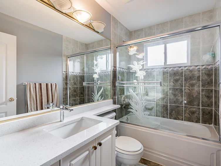 12608 67a Avenue, Surrey, BC, V3W 1G3 - 32