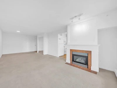 807-6611 Southoaks Crescent - 4