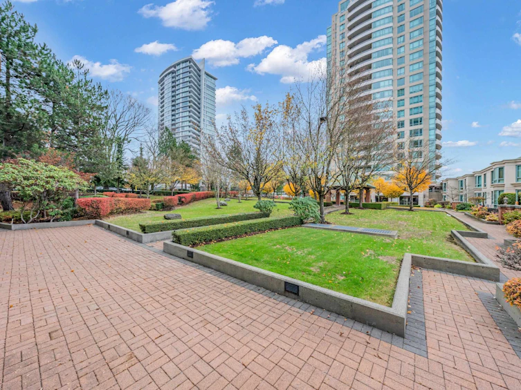 807-6611 Southoaks Crescent, Burnaby, BC, V5E 4L5 - 28